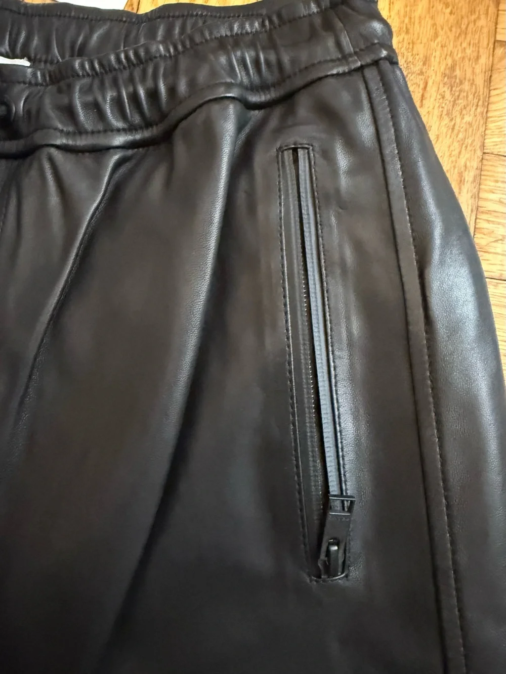 FRAME Men’s Cargo Leather Shorts